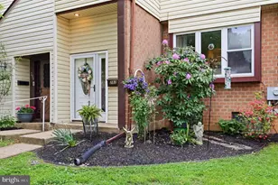 282 Birch Dr, Lafayette Hill, PA 19444 - Photo 2