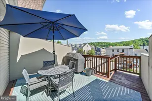 387 E Hector St, Conshohocken, PA 19428 - Photo 26