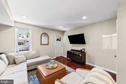 387 E Hector Street, Conshohocken, PA 19428 - Photo 4