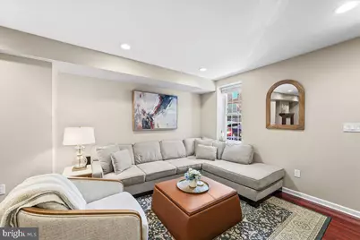 387 E Hector Street, Conshohocken, PA 19428 - Photo 2