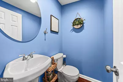 387 E Hector Street, Conshohocken, PA 19428 - Photo 12