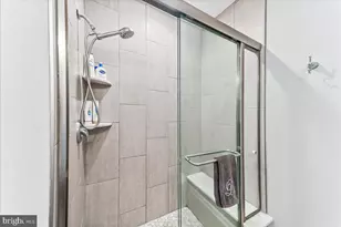 387 E Hector St, Conshohocken, PA 19428 - Photo 22