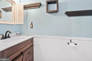 115 Elio Cir, Royersford, PA 19468 - Photo 16