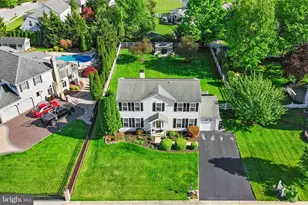 115 Elio Cir, Royersford, PA 19468 - Photo 2