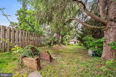 209 Harry Street, Conshohocken, PA 19428 - Photo 24