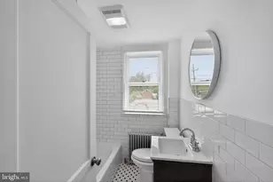 439 E 11th Ave, Conshohocken, PA 19428 - Photo 18