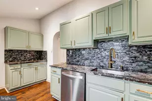 1218 W Airy St, Norristown, PA 19401 - Photo 12