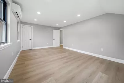 729 W Dekalb Pike, King of Prussia, PA 19406 - Photo 20