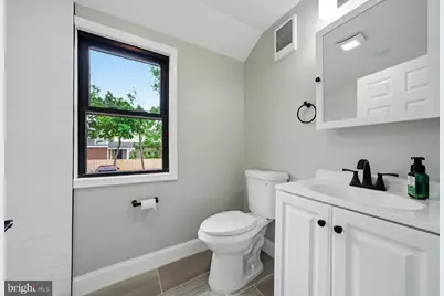 729 W Dekalb Pike, King of Prussia, PA 19406 - Photo 24