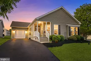 423 Delphinium Wy, Blue Bell, PA 19422 - Photo 1