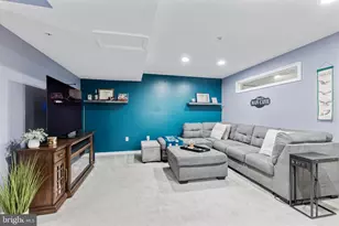 103 Brookview Ln, Pottstown, PA 19464 - Photo 6