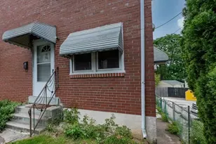 9 David Rd, Bridgeport, PA 19405 - Photo 2