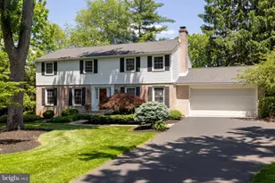 114 Rosewood Dr, Lansdale, PA 19446 - Photo 2