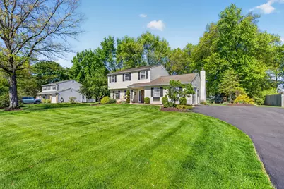 556 Grapevine Drive, Hatfield, PA 19440 - Photo 2