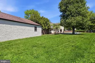 746 Wright Dr, Ambler, PA 19002 - Photo 44