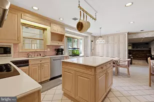 746 Wright Dr, Ambler, PA 19002 - Photo 18