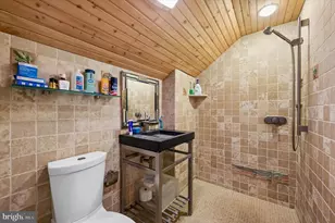 8901 Montgomery Ave, Wyndmoor, PA 19038 - Photo 32