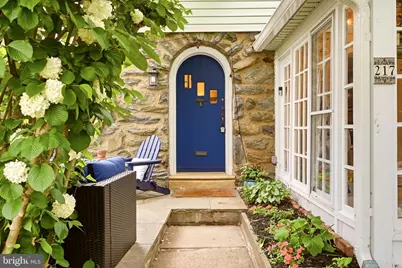 217 Rock Glen Road, Wynnewood, PA 19096 - Photo 4