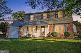 26 Iroquois Dr, Royersford, PA 19468 - Photo 1