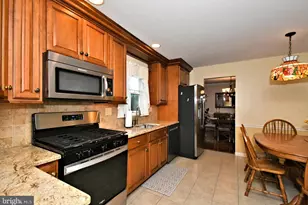 204 Orlemann Ave, Oreland, PA 19075 - Photo 12