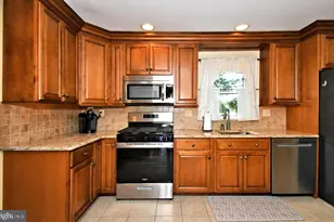204 Orlemann Ave, Oreland, PA 19075 - Photo 16