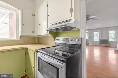 812 Stanbridge Street, Norristown, PA 19401 - Photo 12