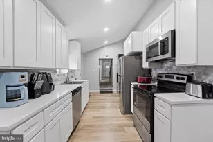 47 E High St, Pottstown, PA 19464 - Photo 4