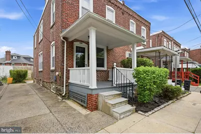 732 W Railroad Avenue, Bryn Mawr, PA 19010 - Photo 2