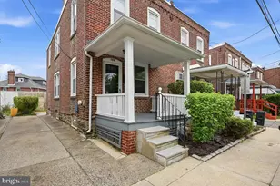 732 W Railroad Ave, Bryn Mawr, PA 19010 - Photo 2