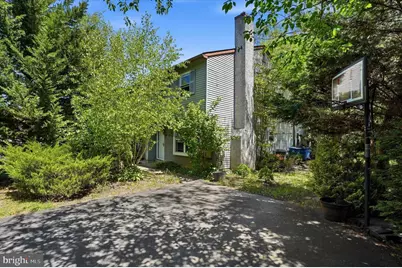 2 Horseshoe Circle, Horsham, PA 19044 - Photo 2