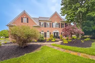 128 Wentworth Dr, Lansdale, PA 19446 - Photo 2