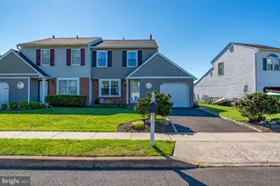 144 Hunt Dr, Horsham, PA 19044 - Photo 2