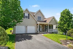 508 Brook Run Terrace, Gilbertsville, PA 19525 - Photo 2