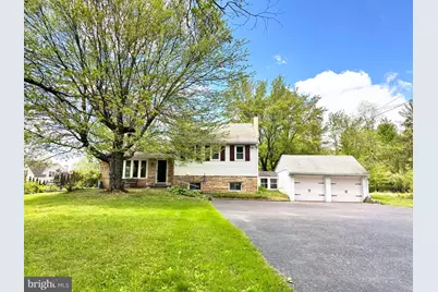 4156 E Campbell Road E, Pennsburg, PA 18073 - Photo 2