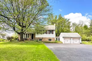 4156 E Campbell Road E, Pennsburg, PA 18073 - Photo 2