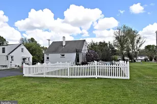 2108 N Line St, Lansdale, PA 19446 - Photo 46