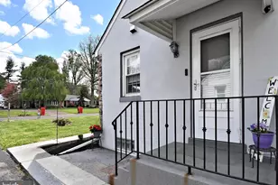 2108 N Line St, Lansdale, PA 19446 - Photo 6