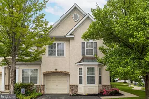 107 Rolling Hill Dr, Plymouth Meeting, PA 19462 - Photo 2