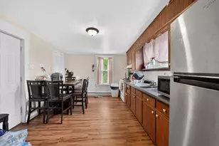 866 E High St, Pottstown, PA 19464 - Photo 32