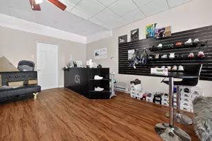 866 E High St, Pottstown, PA 19464 - Photo 12