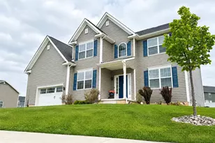 121 Markley Farm Cir, West Norriton, PA 19403 - Photo 2