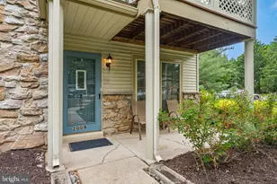 2009 Foxmeadow Dr, Royersford, PA 19468 - Photo 2