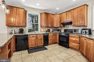 208 Jefferson St, Bala Cynwyd, PA 19004 - Photo 10