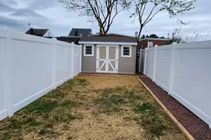 344 Grove St, Bridgeport, PA 19405 - Photo 28