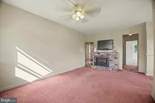 131 Buttonwood St, Norristown, PA 19401 - Photo 4