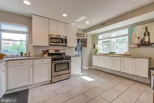 231 Edgemont Ave, Ardmore, PA 19003 - Photo 4