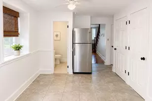 22 Balligomingo Rd, Conshohocken, PA 19428 - Photo 4