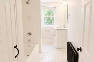 22 Balligomingo Rd, Conshohocken, PA 19428 - Photo 8