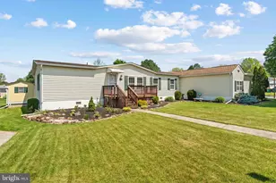 365 W 6th St, Red Hill, PA 18076 - Photo 2