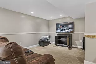 250 Freeland Dr, Collegeville, PA 19426 - Photo 18